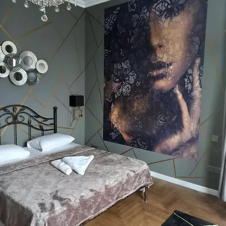 Santorini 3*