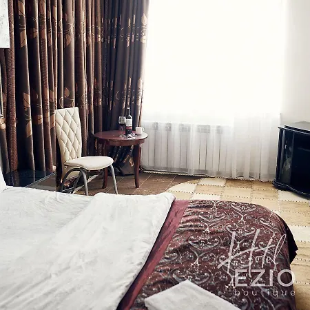 Santorini 3*